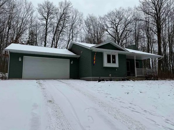 W10453 Island Lake Ln, Gresham, WI 54128
