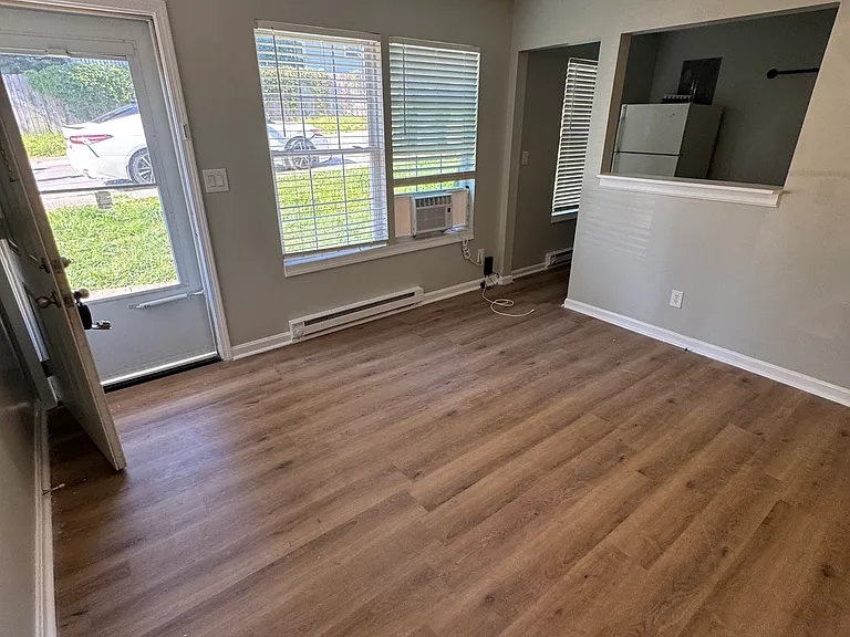 1125 Anderson St #A — Photo 9
