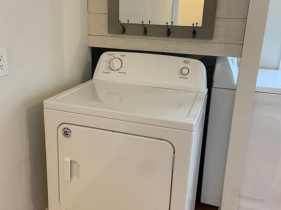 washer and dryer in unit