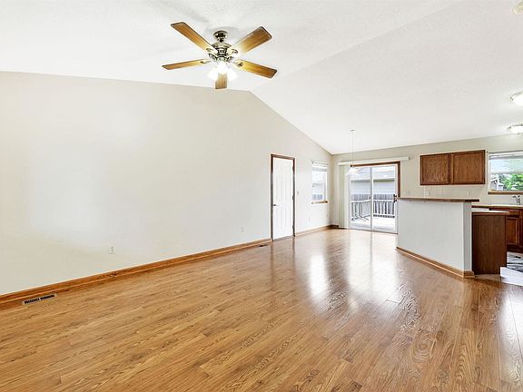 4th image of 1200 N Pine St
