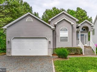 89 Watertown Rd, Ocean Pines, MD 21811