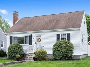 44 Como Rd, Hyde Park, MA 02136