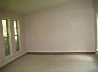 5438 Round Rock Rd, Garland, TX 75044