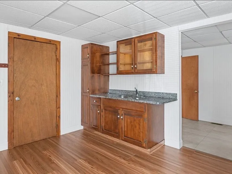 157 Harry L Dr #1 — Photo 3