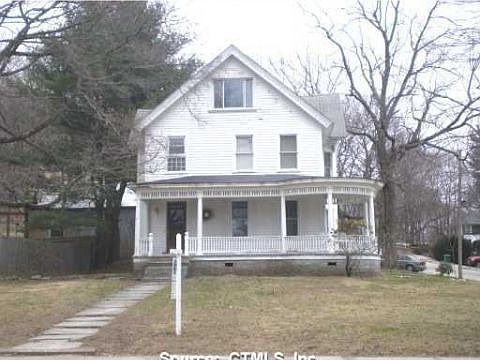2nd image of 102 Williams Ave