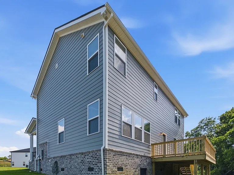 245 Rose Hannah Dr — Photo 33