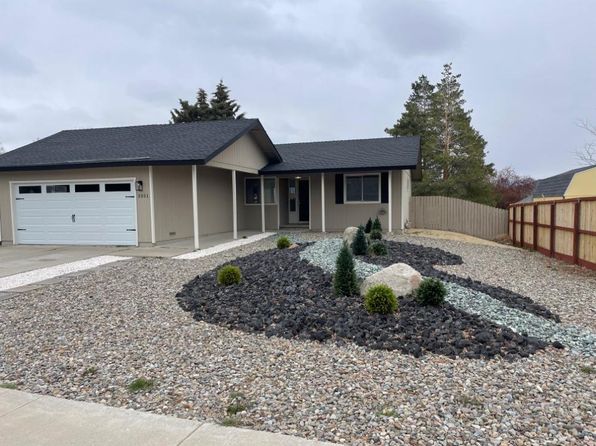 3351 Vista Grande Blvd