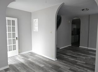 637 N Refwal St, Allentown, PA 18102