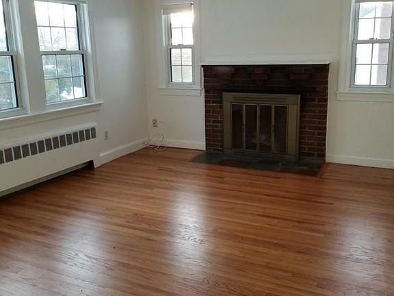 5th image of 179 Newtonville Ave #179