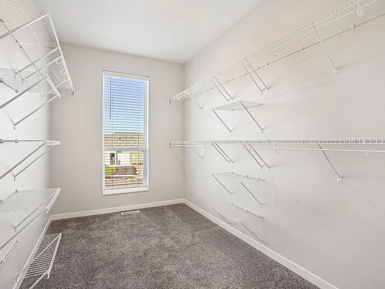 Spacious walk in closets