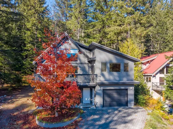 9282 Emerald Dr, Whistler, BC V8E 0G5