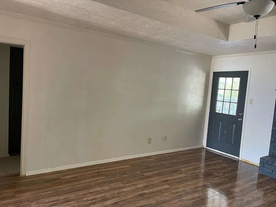 2512 La Paloma Dr