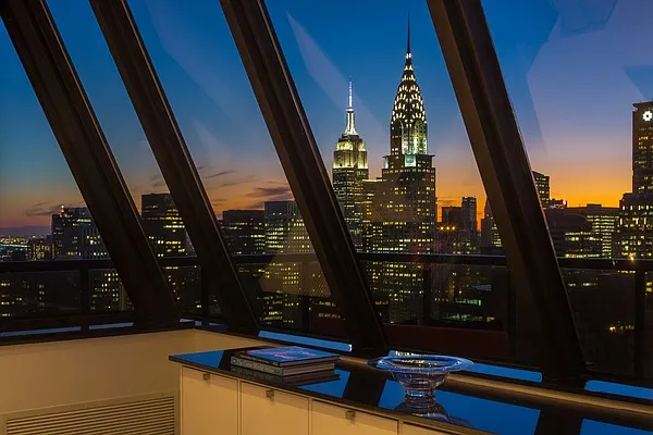 Sold by Nest Seekers International | media 7