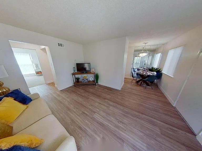 Living Area Living Area