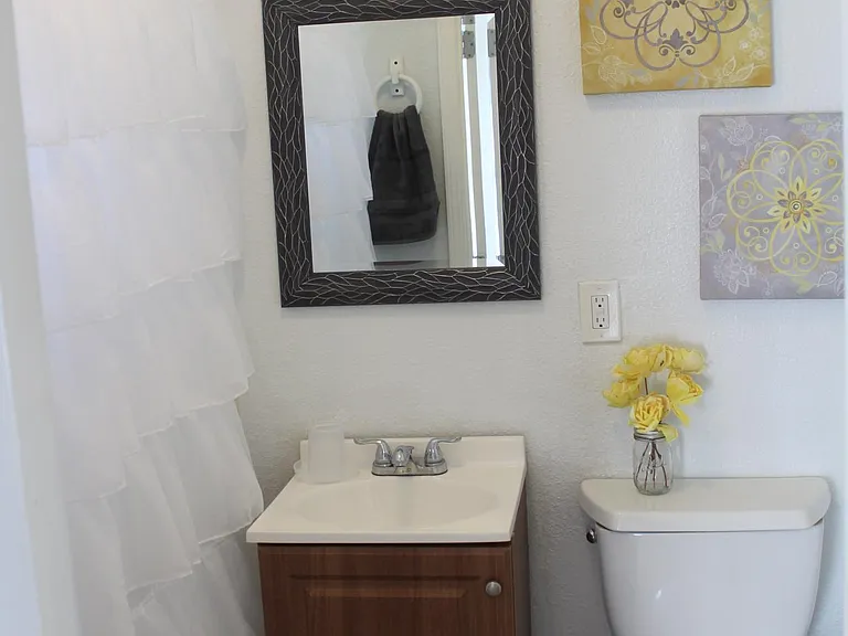 331 Gardina St — Photo 8