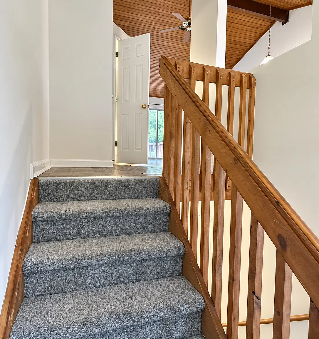 3541 Lochdale Terrace — Photo 3