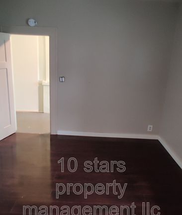 3rd image of 1720 9th Ave N #1