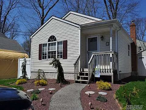 1st image of 8 Walnut Rd #1B