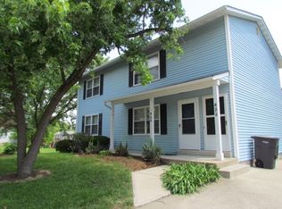 822 W Wood St, Troy, MO 63379