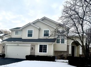 2380 Chambourd Dr, Buffalo Grove, IL 60089