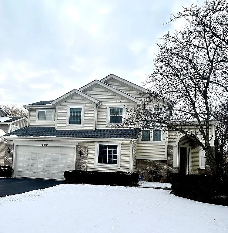 2380 Chambourd Dr photo 1