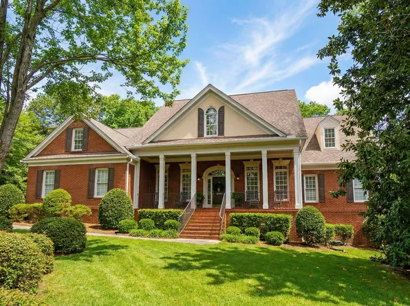 206 Beaver Lake Dr, Elgin, SC 29045