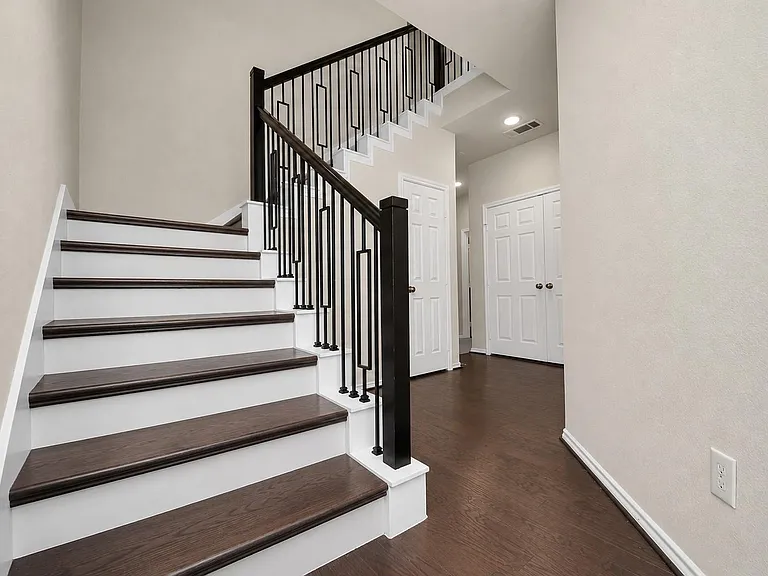 3111 Dakota Falls Dr — Photo 23