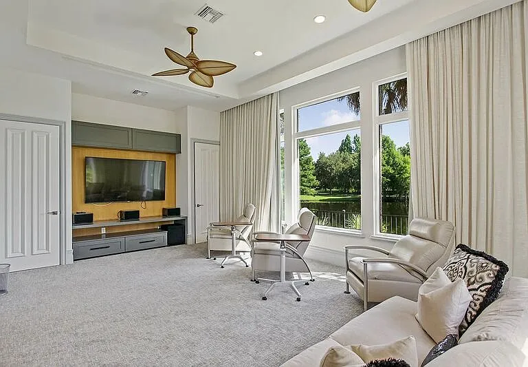 10372 Kensington Shore Dr — Photo 9