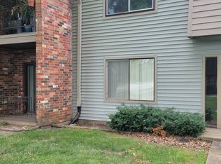 4701 Woodland Ave UNIT 1, West Des Moines, IA 50266