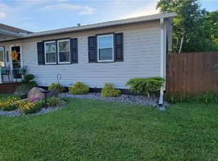 1408 Floral Dr, Utica, NY 13501