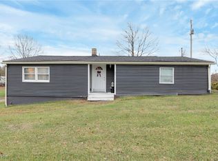 990 Black Rd, Hopewell, OH 43746