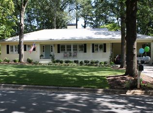 3428 Lewis Farm Rd, Raleigh, NC 27607