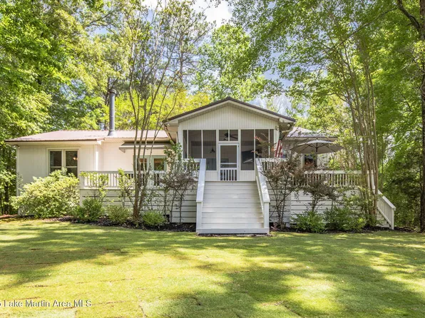 1501 Moonbranch Dr, Dadeville, AL 36853