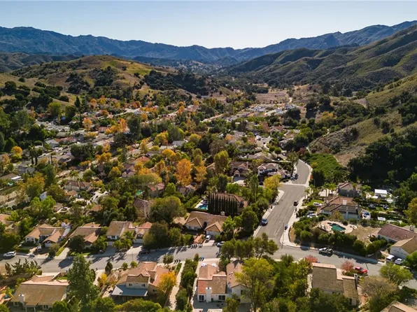 4041 Yankee Dr, Agoura Hills, CA 91301