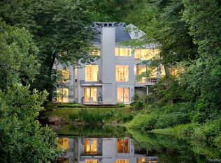 12 Hemlock Hill Rd, Pound Ridge, NY 10576