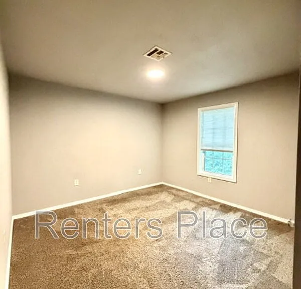 2326 N Atlanta Pl — Photo 10