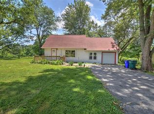 1605 W Highland Ct, Decatur, IL 62526