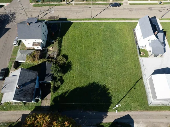 926 Greenfield Ave SW, Canton, OH 44706