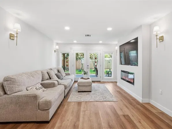 1914 Fordham Pl, Terrytown, LA 70056