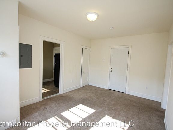 5th image of 1260 Oak Lane Ave