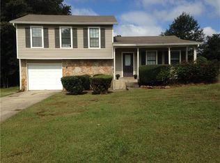 4907 Lake Ridge Trl NW, Lilburn, GA 30047
