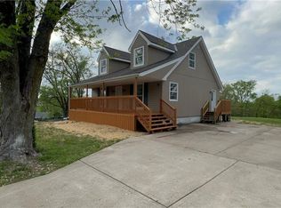 13202 NW Porter Rd, Kansas City, MO 64152