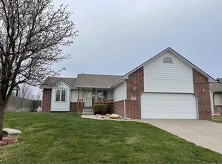 10312 E Mount Vernon Rd, Wichita, KS 67207