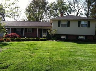 1430 Stoneygate Ln, Columbus, OH 43221