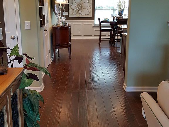 4th image of 415 Stratford Park Blvd