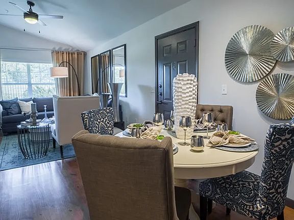 5th image of 2801 Spencer Rd #27102