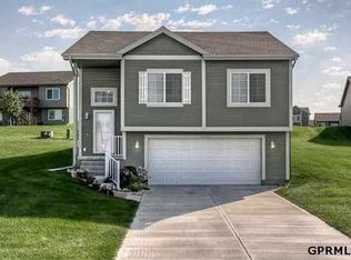 10509 Lewis And Clark Rd, Bellevue, NE 68123