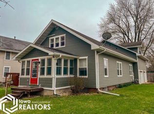 615 1st Ave SE, Hampton, IA 50441