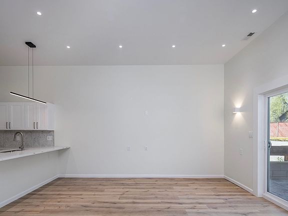 5th image of 3250 Lorain Ave #2