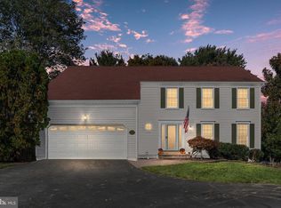 5603 Surfbird Ct, Fairfax, VA 22032